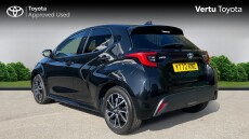 Toyota Yaris 1.5 Hybrid Design 5dr CVT [Nav] Hybrid Hatchback